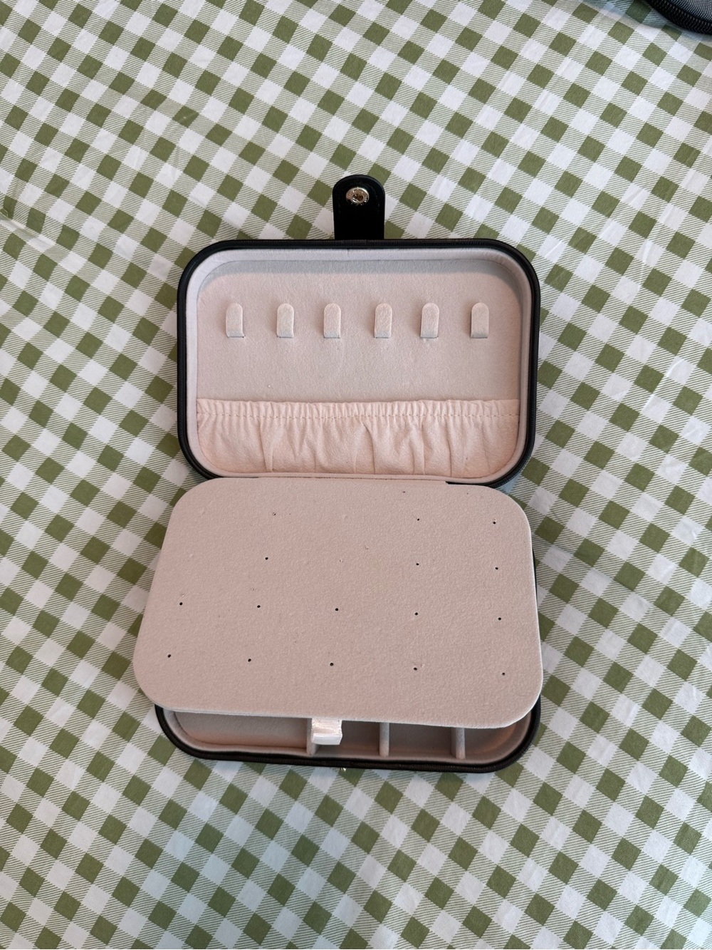 Compact Jewelry Organizer Case in Black - Picture 2 of 5